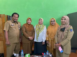 Inisiasi Kerjasama antara program studi (prodi) Agribisnis dan Agroteknologi program Pascasarjana Universitas Islam Makassar (UIM Al-Gazali) terkait Rekognisi Pembelajaran Lampau (RPL) dengan Dinas Kehutanan dan Lingkungan Hidup yang berlangsung di Kantor Dinas Kehutanan dan Lingkungan Hidup Kota Makassar, Senin (28/08/2023).