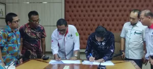 Fakultas Teknik Universitas Islam Makassar (UIM) Al-Gazali melaksanakan kegiatan benchmarking sekaligus penandatanganan Memorandum of Agreement (MoA) bersama Politeknik Ati Makassar