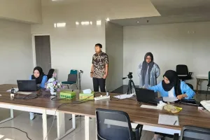 4 Mahasiswa Penerima Beasiswa KIP Kuliah Wakili UIM Ikut ONMIPA PT
