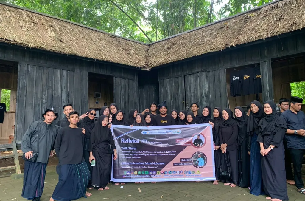 PMM 4 Kelompok Bawakaraeng Kunjungi Kawasan Adat Kajang