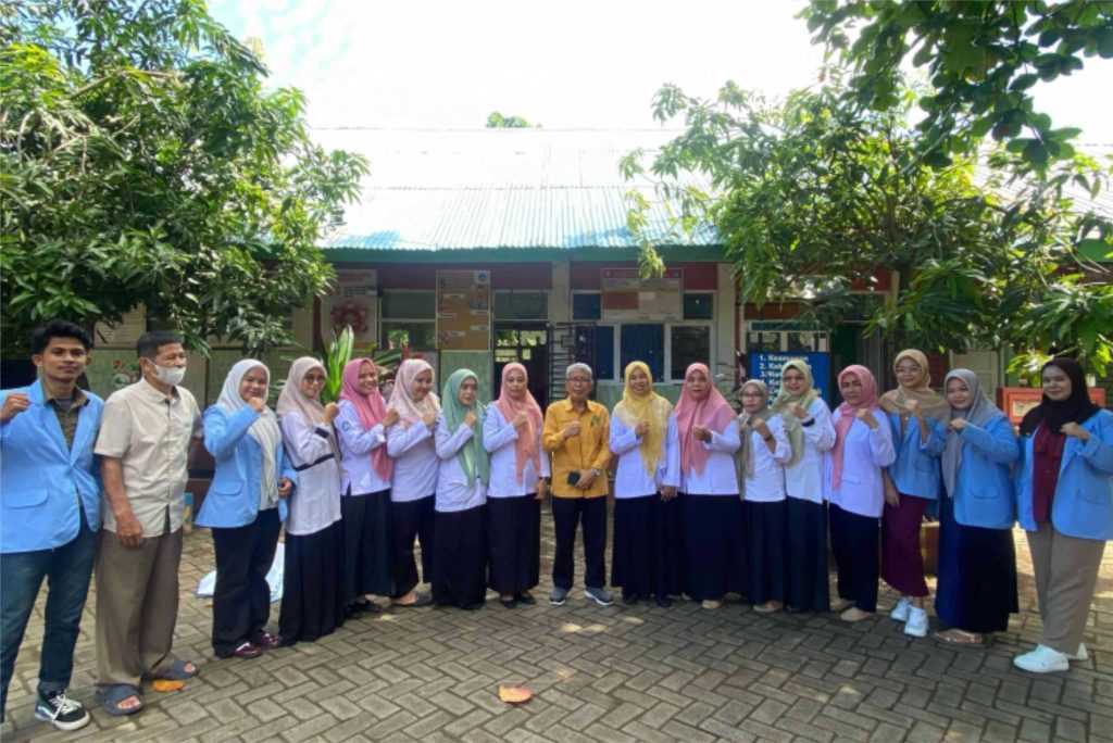 Pengabdian Mahasiswa UIM: Dari Kebersihan hingga Media Sosial